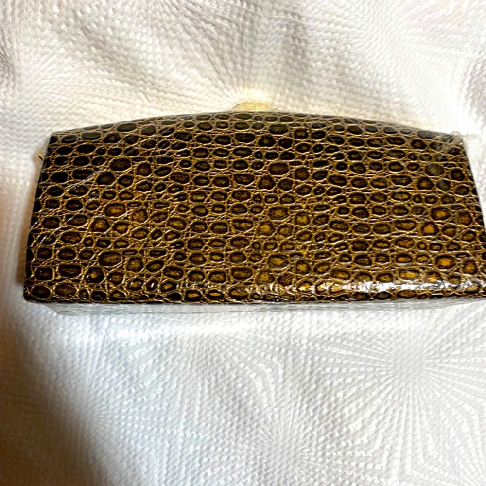 Vintage Faux alligator Party clutch.